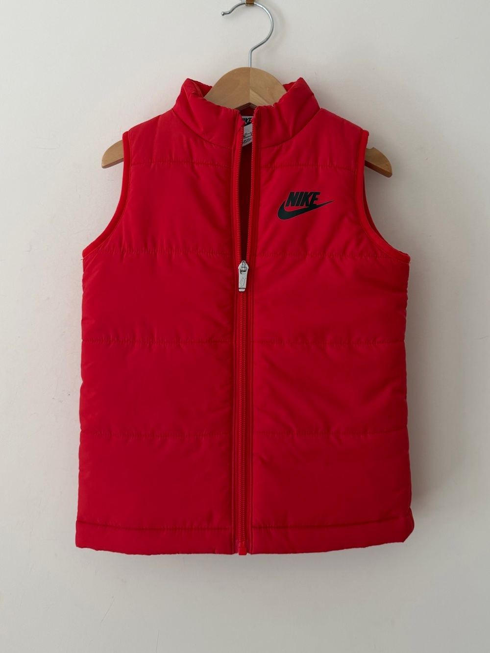 NIKE EUC Red Puffer Vest